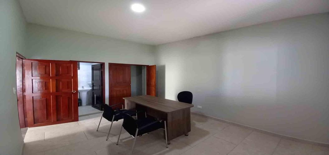 Oficina en arriendo en Maraya, Pereira, 25 m² · foto 2 de 24