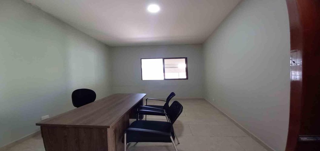 Oficina en arriendo en Maraya, Pereira, 25 m² · foto 9 de 24