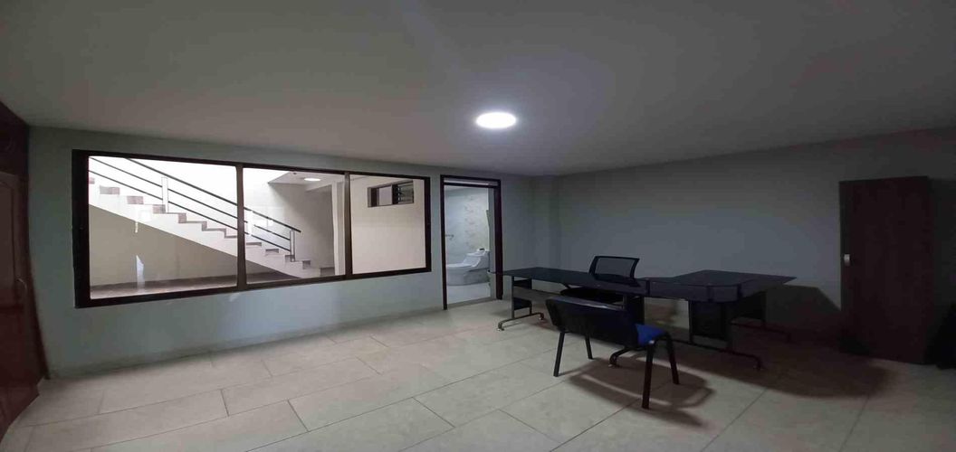 Oficina en arriendo en Maraya, Pereira, 25 m² · foto 2 de 24