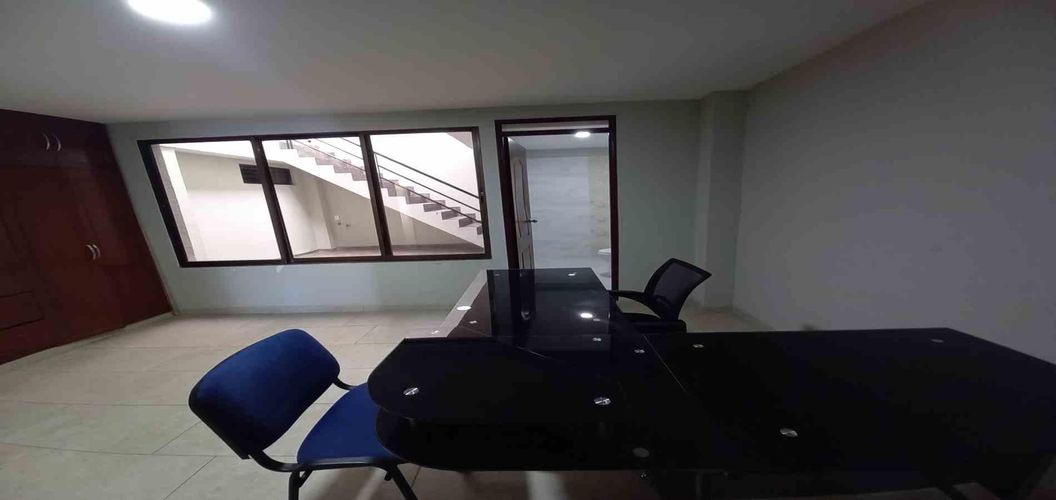 Oficina en arriendo en Maraya, Pereira, 25 m² · foto 3 de 24