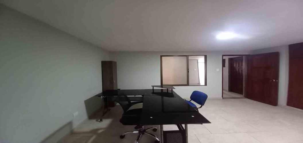 Oficina en arriendo en Maraya, Pereira, 25 m² · foto 8 de 24