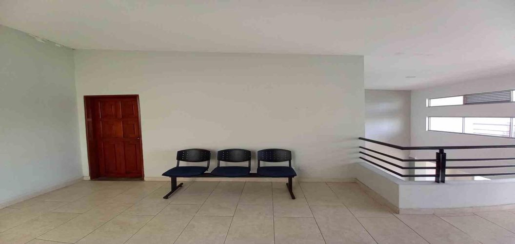 Oficina en arriendo en Maraya, Pereira, 25 m² · foto 10 de 24