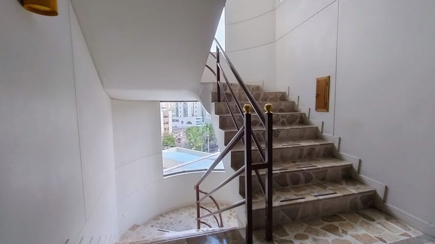 Oficina en venta en Palogrande, Manizales, 62 m² · foto 2 de 21