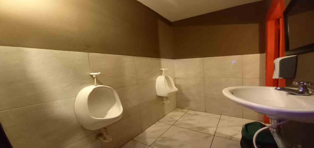 Local en arriendo en El Centro, Manizales, 156 m² · foto 17 de 23