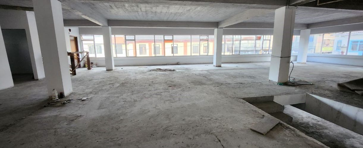 Local en arriendo en El Centro, Manizales, 590 m² · foto 2 de 12
