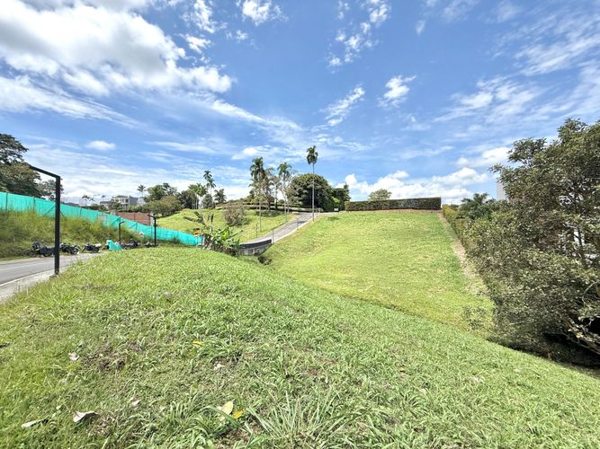 Lote en venta en Cerritos, Pereira · foto 7 de 10