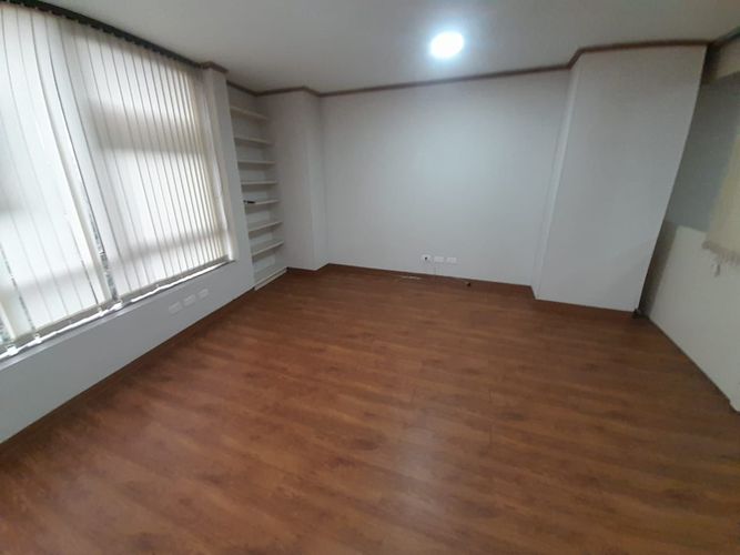 Oficina en venta en Palogrande, Manizales, 36 m² · foto 13 de 16