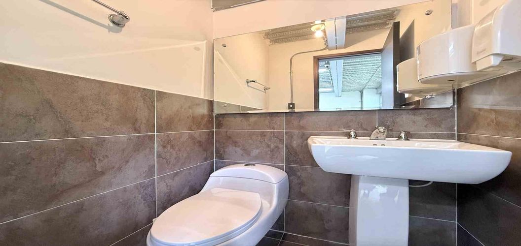 Local en venta en Pinares, Pereira, 337 m² · foto 7 de 24