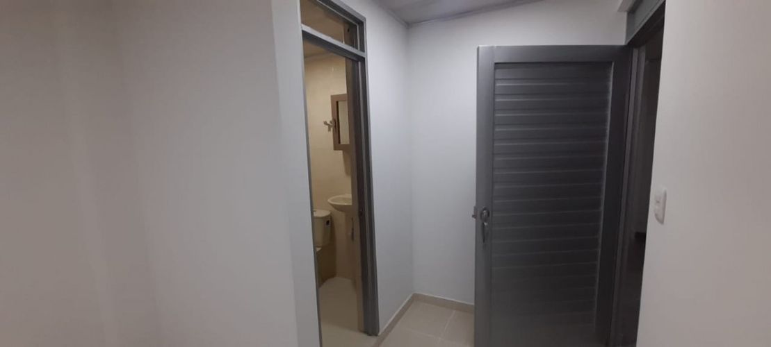 Oficina en arriendo en El Centro, Manizales, 11 m² · foto 9 de 9