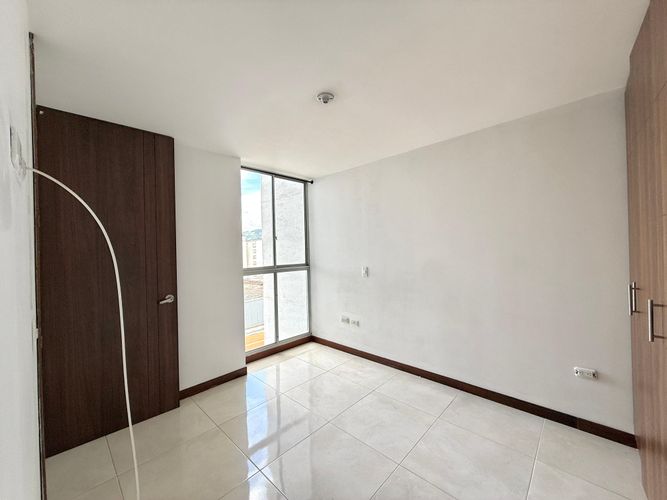 Apartamento en venta en Milan, Pereira · foto 3 de 16