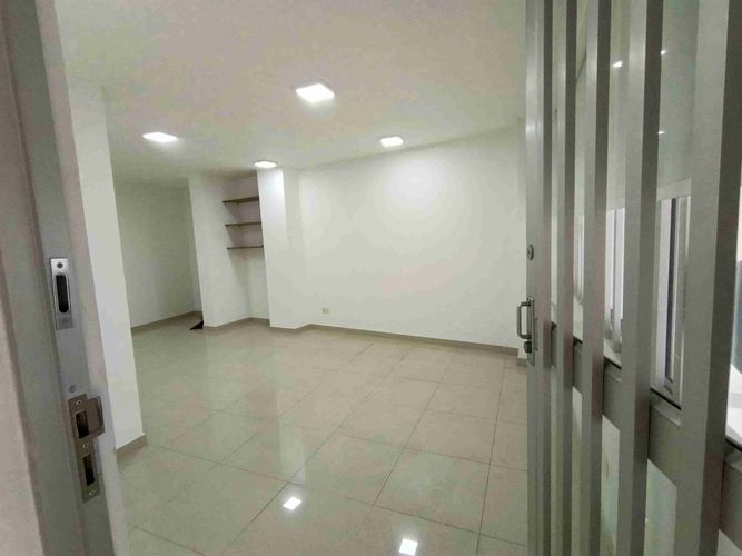 Local en venta en Palermo, Manizales, 30 m² · foto 10 de 24
