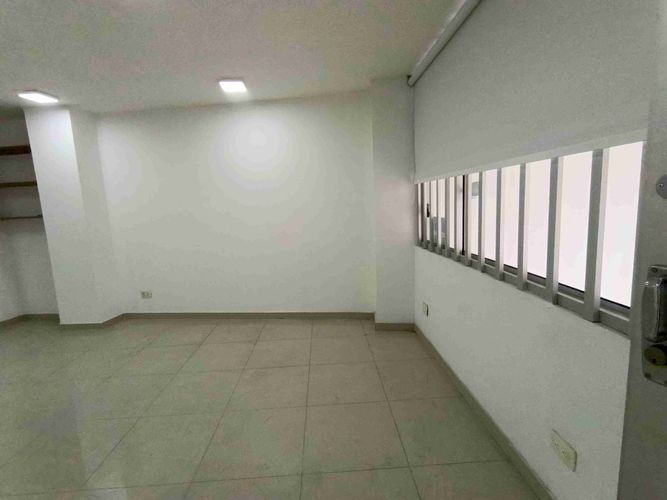 Local en venta en Palermo, Manizales, 30 m² · foto 12 de 24