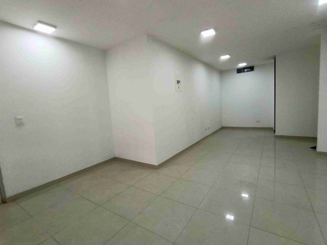 Local en venta en Palermo, Manizales, 30 m² · foto 16 de 24