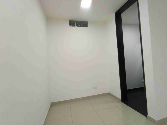 Local en venta en Palermo, Manizales, 30 m² · foto 22 de 24