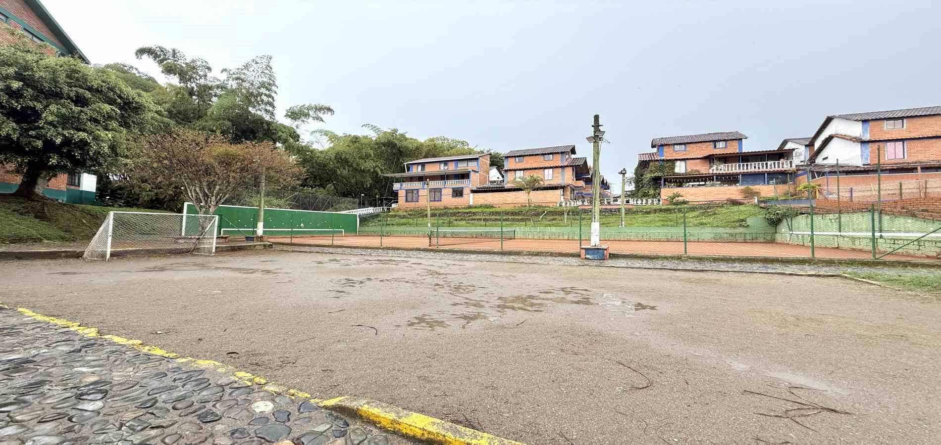 Casa en venta en Molivento, Dosquebradas · foto 9 de 24