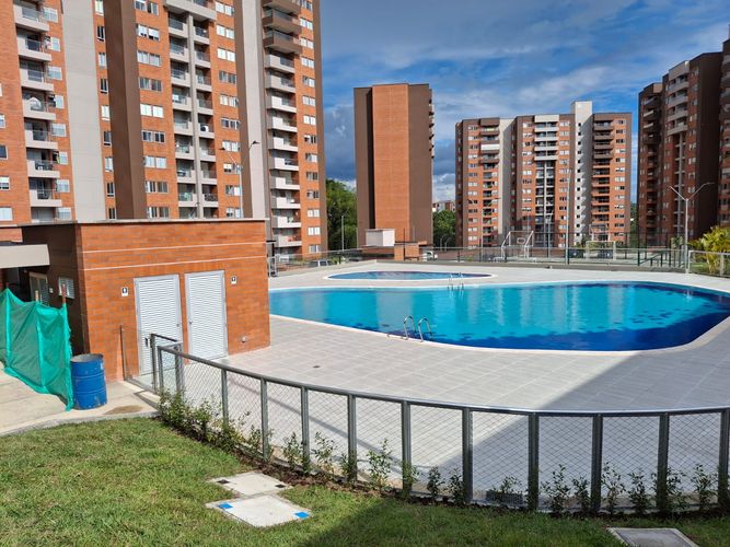 Apartamento de 3 alcobas en venta en Mercasa, Pereira, 74 m² · foto 12 de 16