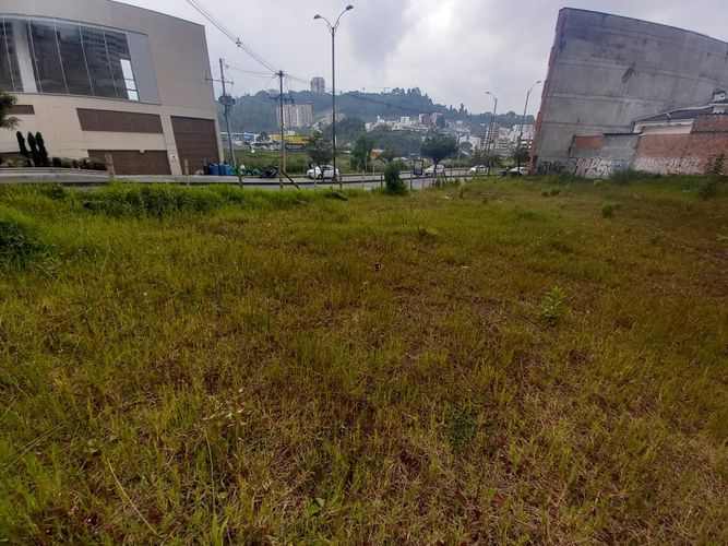 Lote en venta en Los Laureles, Manizales, 916 m² · foto 7 de 24