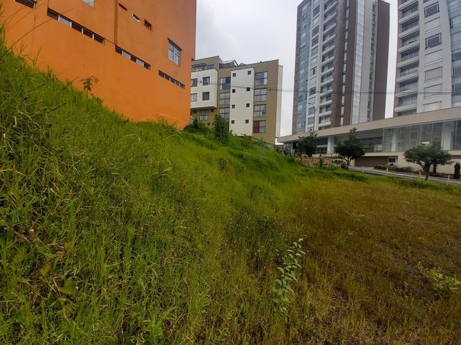 Lote en venta en Los Laureles, Manizales, 916 m² · foto 17 de 24