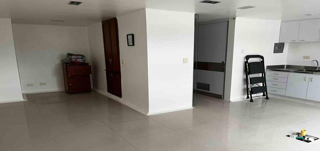 Consultorio en venta en San Jose Sur, Pereira, 35 m² · foto 14 de 17