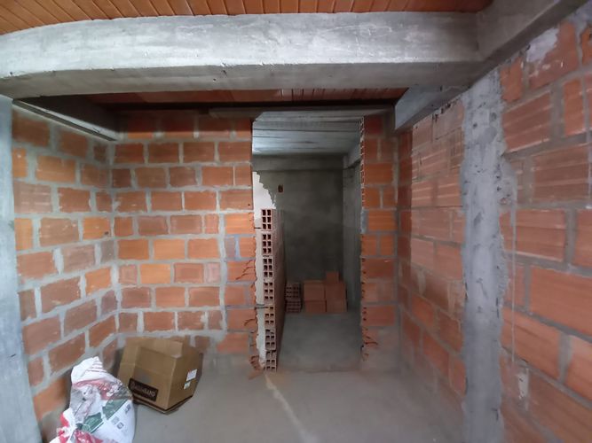 Edificio en venta en El Paraiso, Pereira, 270 m² · foto 3 de 24