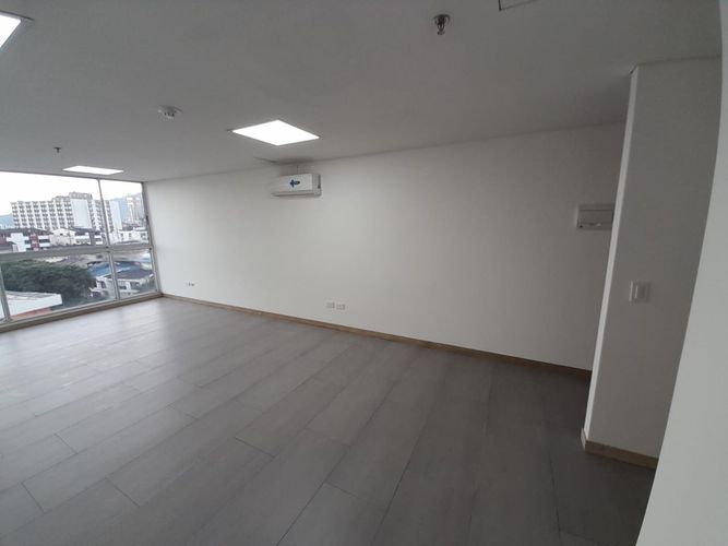 Oficina en arriendo en San Jose Sur, Pereira, 37 m² · foto 2 de 24