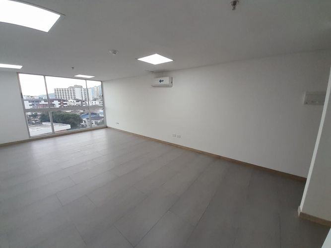 Oficina en arriendo en San Jose Sur, Pereira, 37 m² · foto 3 de 24