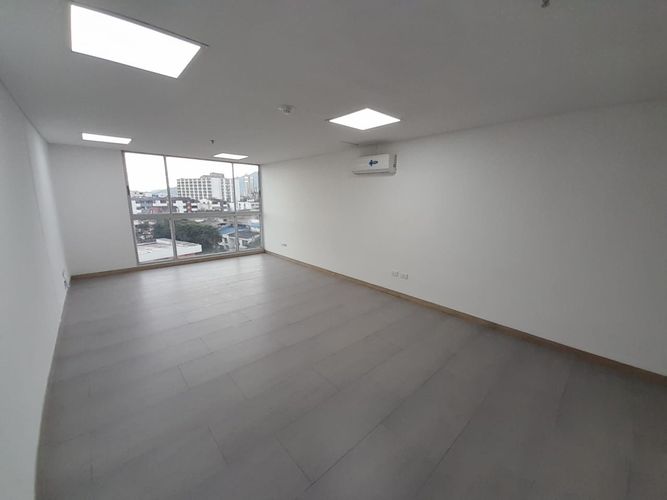 Oficina en arriendo en San Jose Sur, Pereira, 37 m² · foto 5 de 24