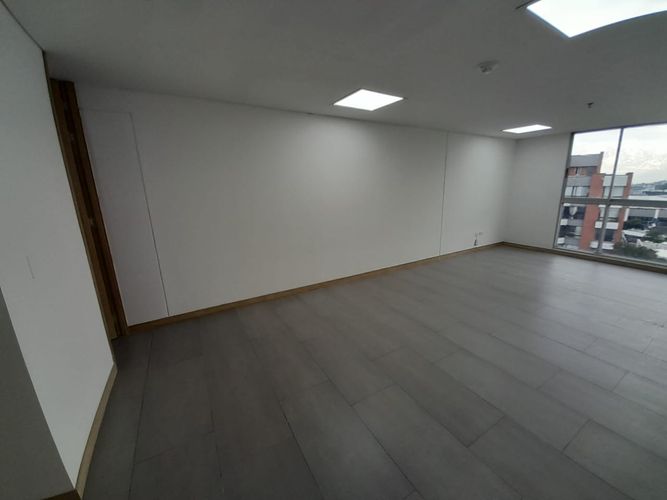 Oficina en arriendo en San Jose Sur, Pereira, 37 m² · foto 6 de 24