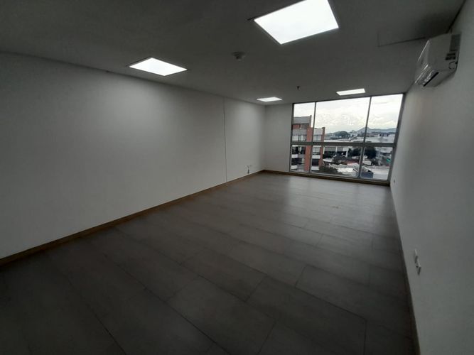 Oficina en arriendo en San Jose Sur, Pereira, 37 m² · foto 8 de 24