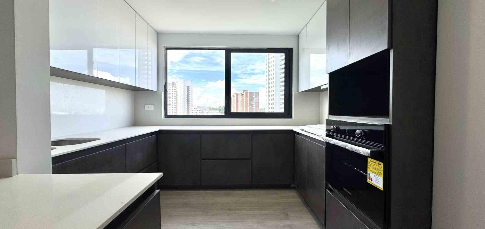 Apartamento en venta en Pinares, Pereira · foto 5 de 19