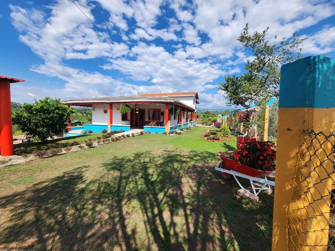 Finca en venta en Sector Parque Valencia, Armenia, 1500 m² · foto 5 de 24