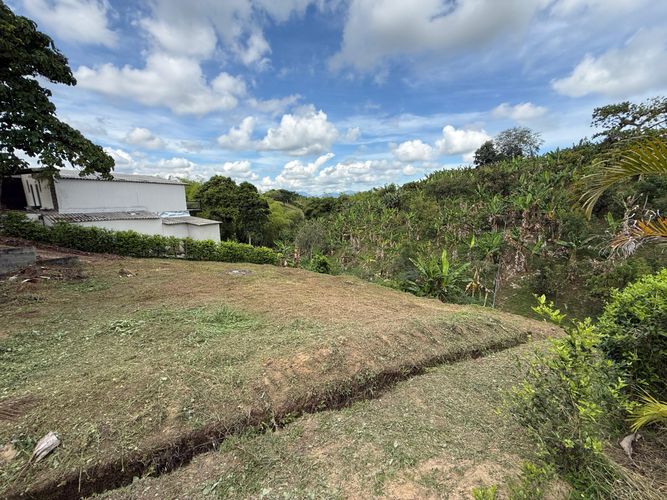 Lote en venta en Altagracia, Pereira · foto 11 de 14