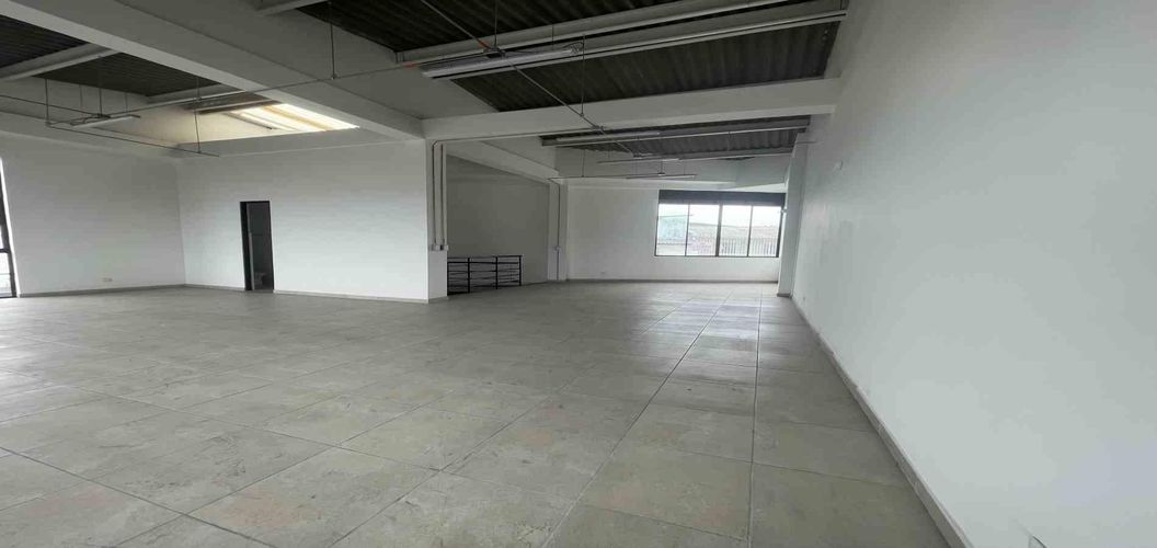 Local en venta en Sector Parque Valencia, Armenia, 554 m² · foto 6 de 13