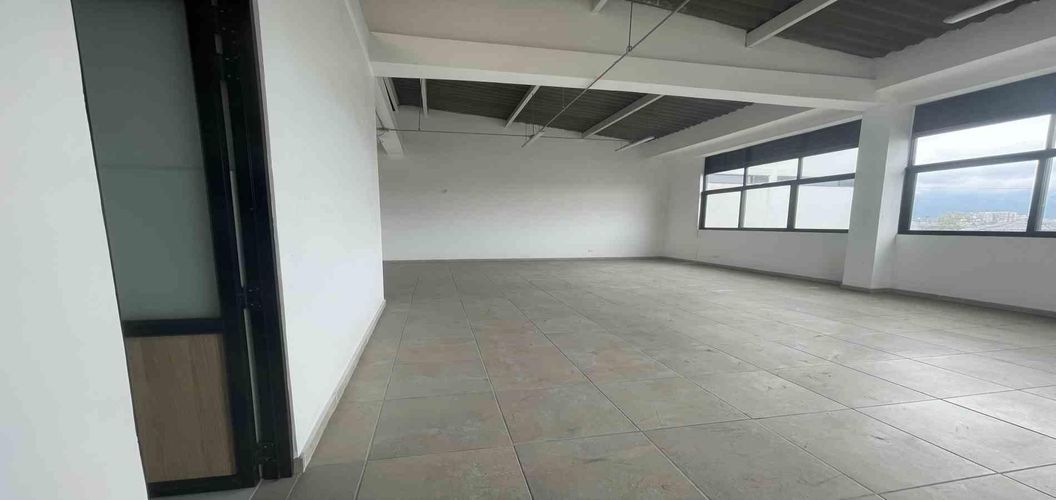 Local en venta en Sector Parque Valencia, Armenia, 554 m² · foto 8 de 13
