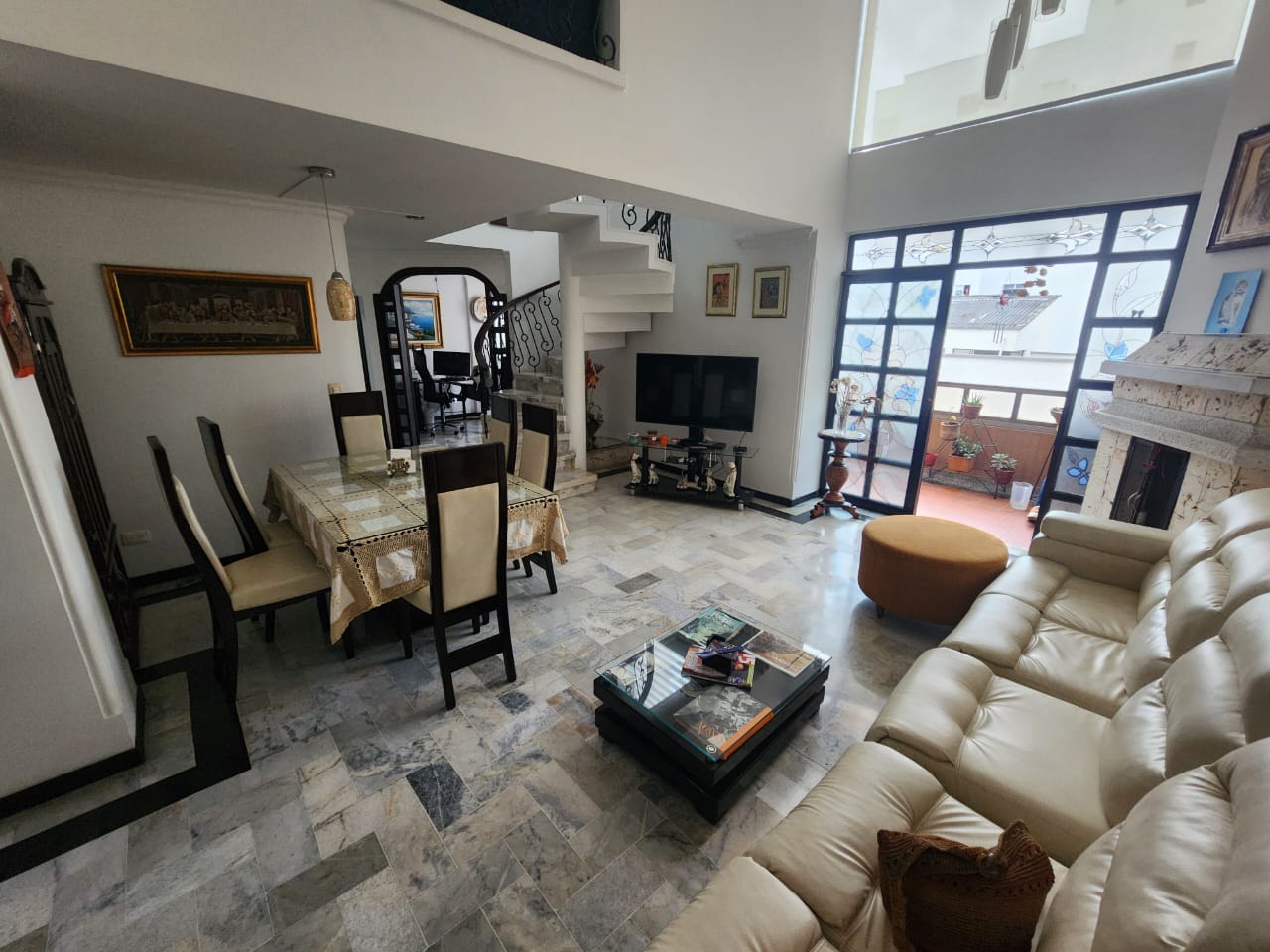 Apartamento en venta en La Castellana, Armenia · foto 3 de 18