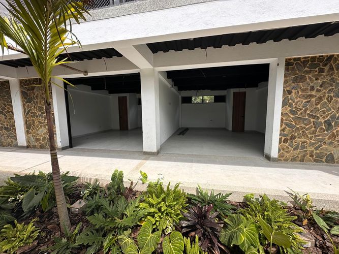 Local en venta en Tribunas Corcega, Armenia, 35 m² · foto 11 de 16