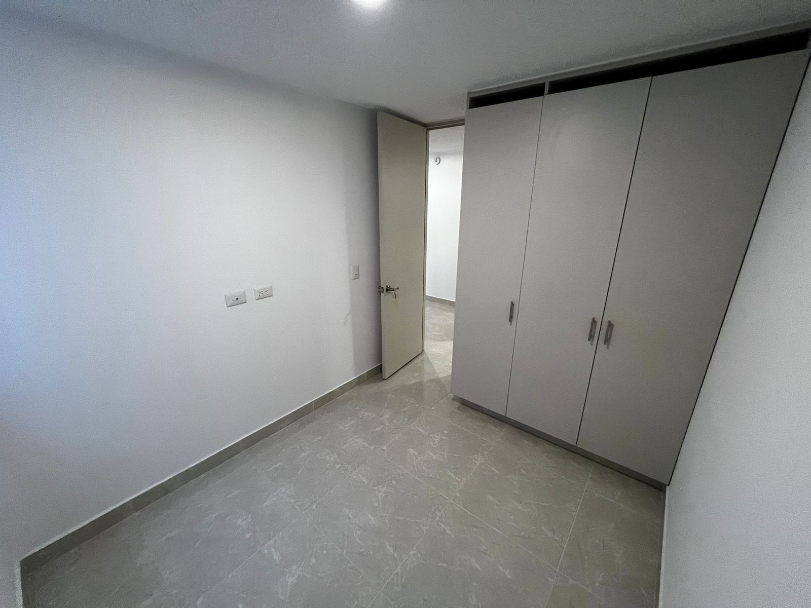 Apartamento en venta en El Poblado Ii Etapa, Pereira · foto 8 de 24