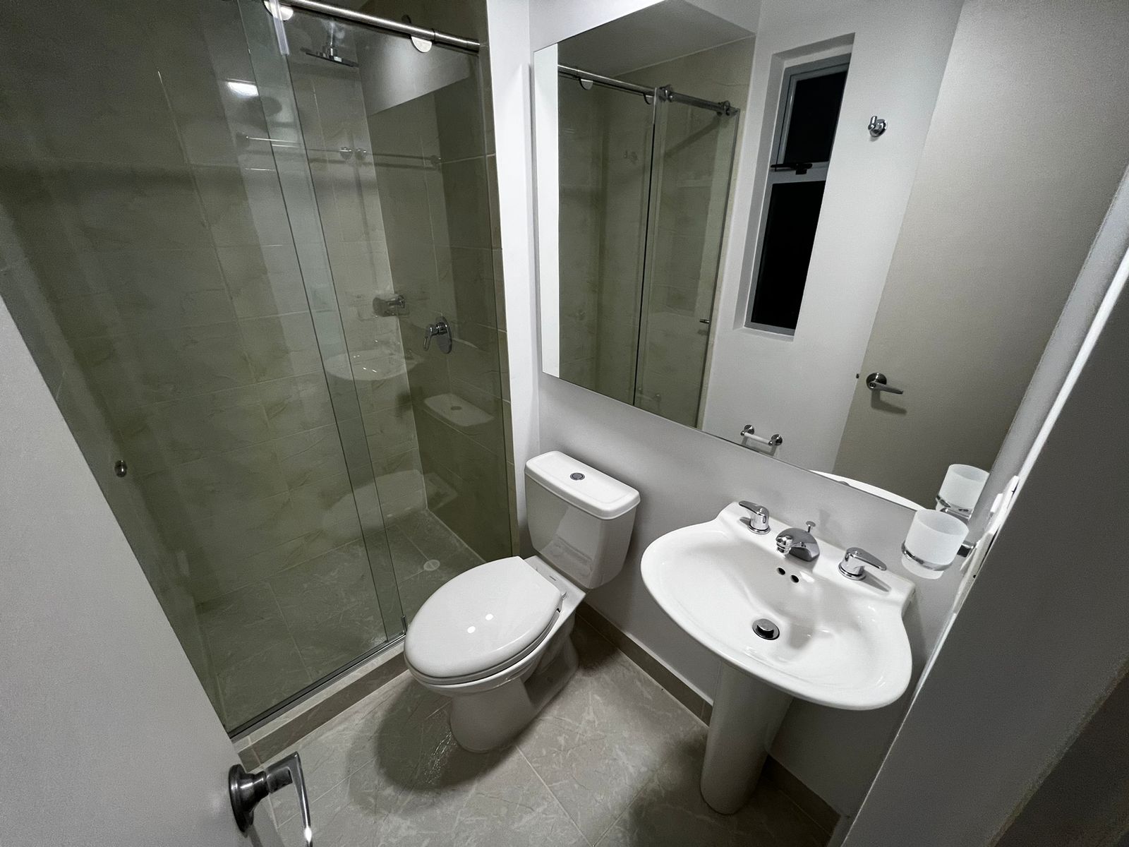 Apartamento en venta en El Poblado Ii Etapa, Pereira · foto 17 de 24