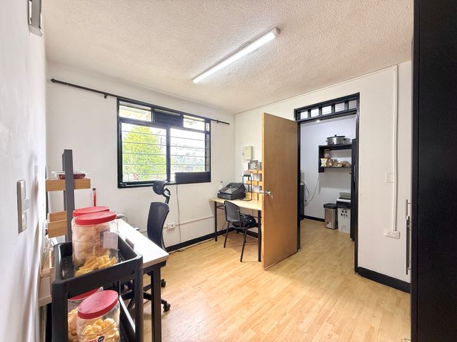 Casa de 6 alcobas en venta en Tribunas Corcega, Pereira, 353 m² · foto 10 de 24