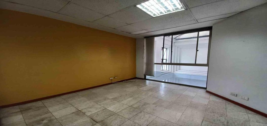 Oficina en venta en Sector Plaza De Bolivar, Pereira, 23 m² · foto 2 de 13