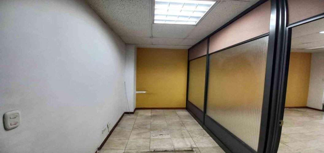 Oficina en venta en Sector Plaza De Bolivar, Pereira, 23 m² · foto 6 de 13