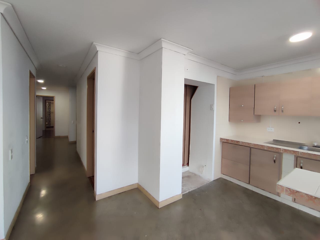 Apartamento en venta en Pinares, Pereira · foto 17 de 24