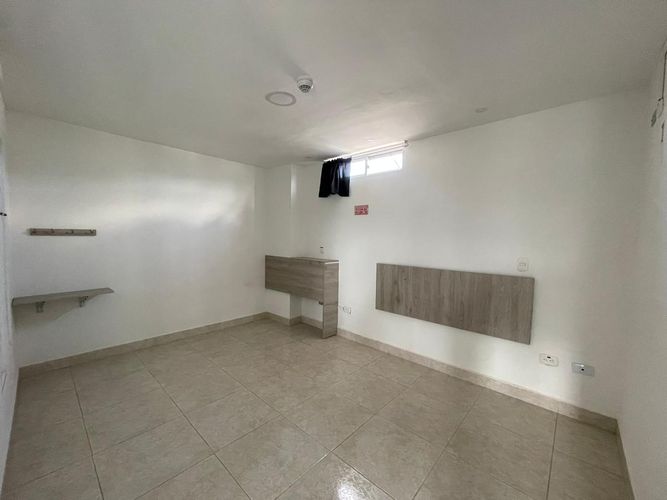 Edificio en venta en Santa Isabel Et. Ii, Dosquebradas, 1056 m² · foto 13 de 24