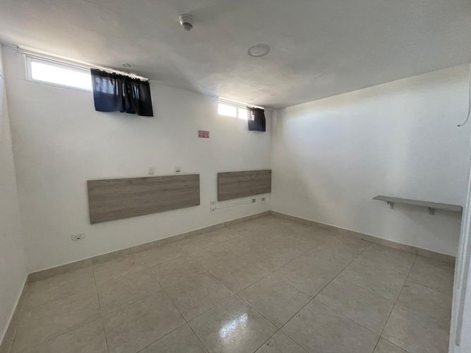 Edificio en venta en Santa Isabel Et. Ii, Dosquebradas, 1056 m² · foto 16 de 24