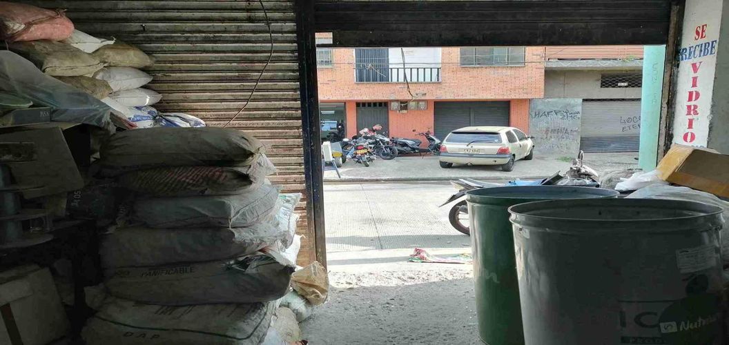Bodega en venta en Corocito, Pereira, 400 m² · foto 4 de 24