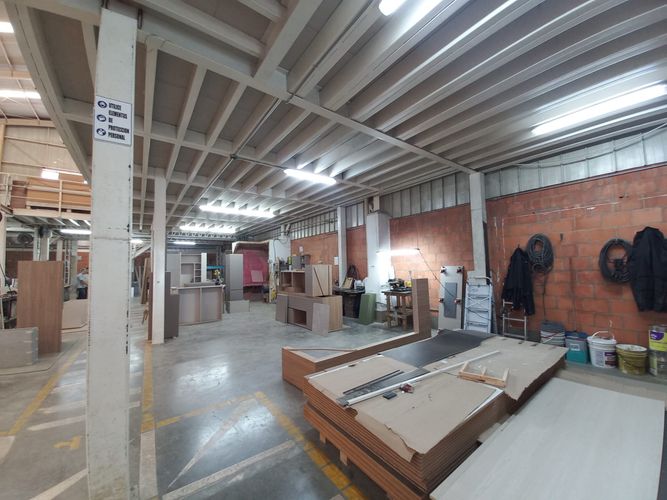 Bodega en venta en La Badea, Dosquebradas, 565 m² · foto 3 de 19