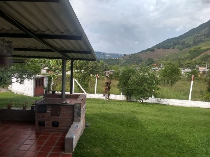 Finca en venta en Llanitos, Manizales, 3200 m² · foto 5 de 24
