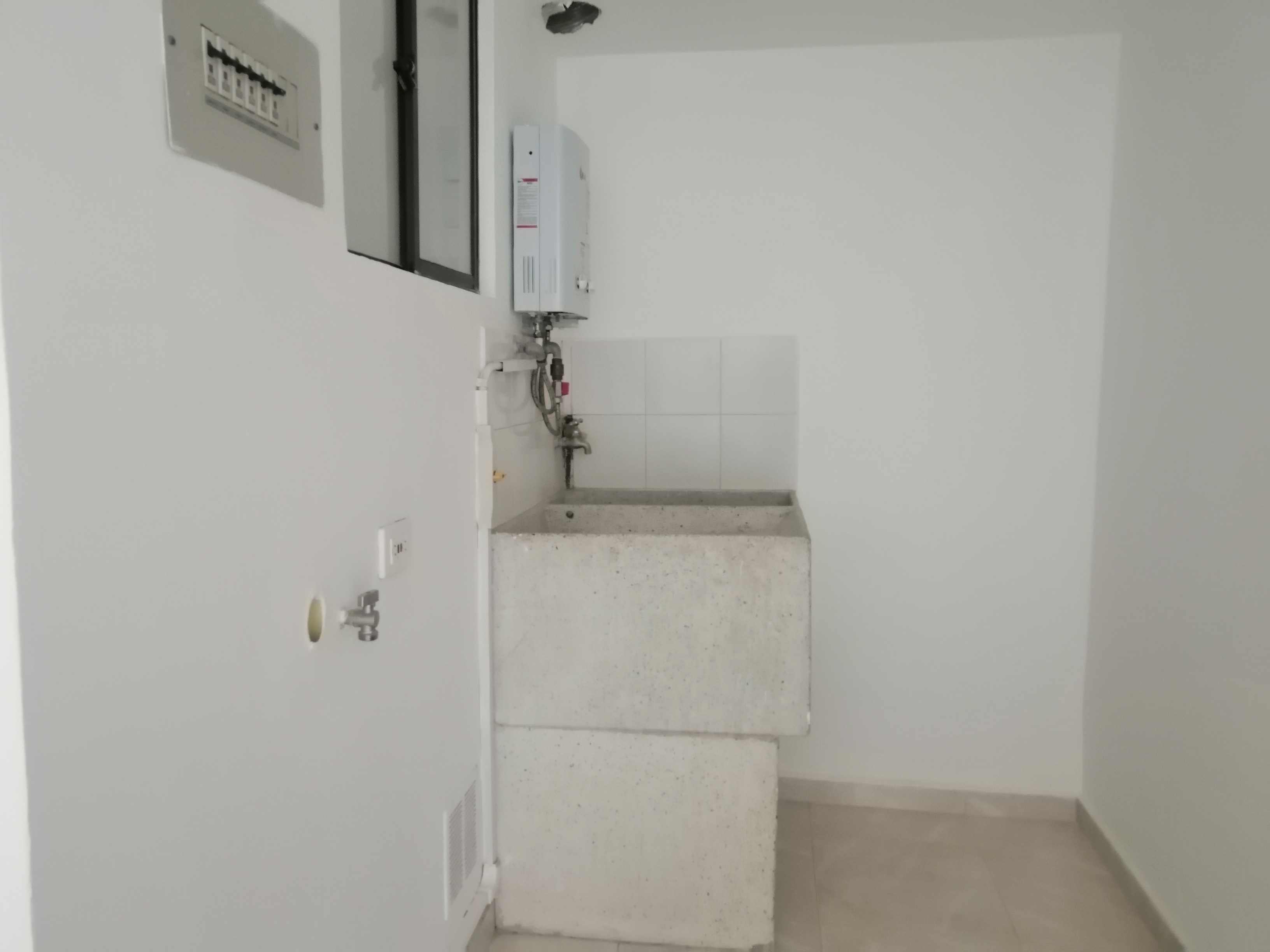 Apartamento en venta en Pinares, Pereira · foto 9 de 22