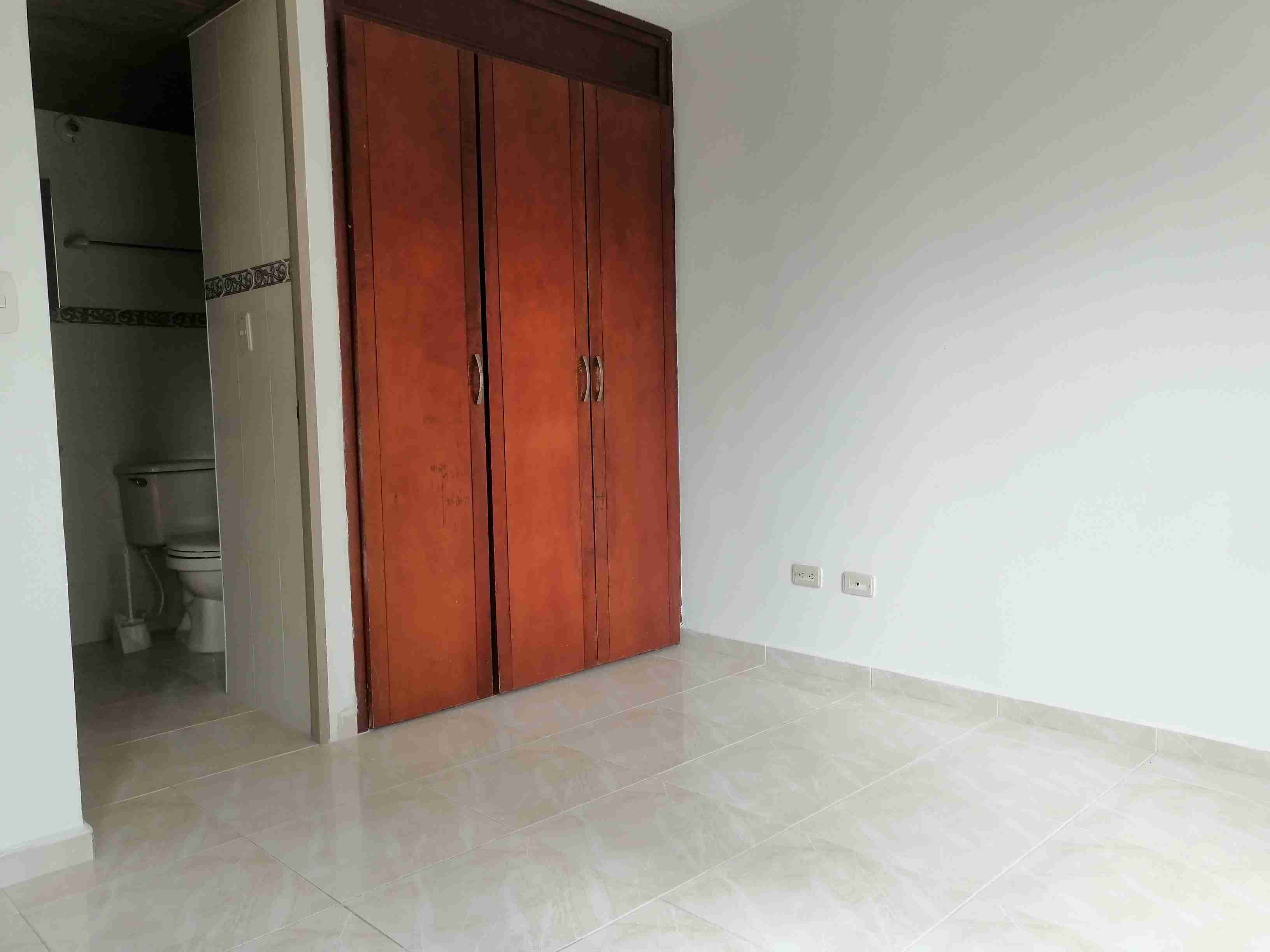 Apartamento en venta en Pinares, Pereira · foto 18 de 22