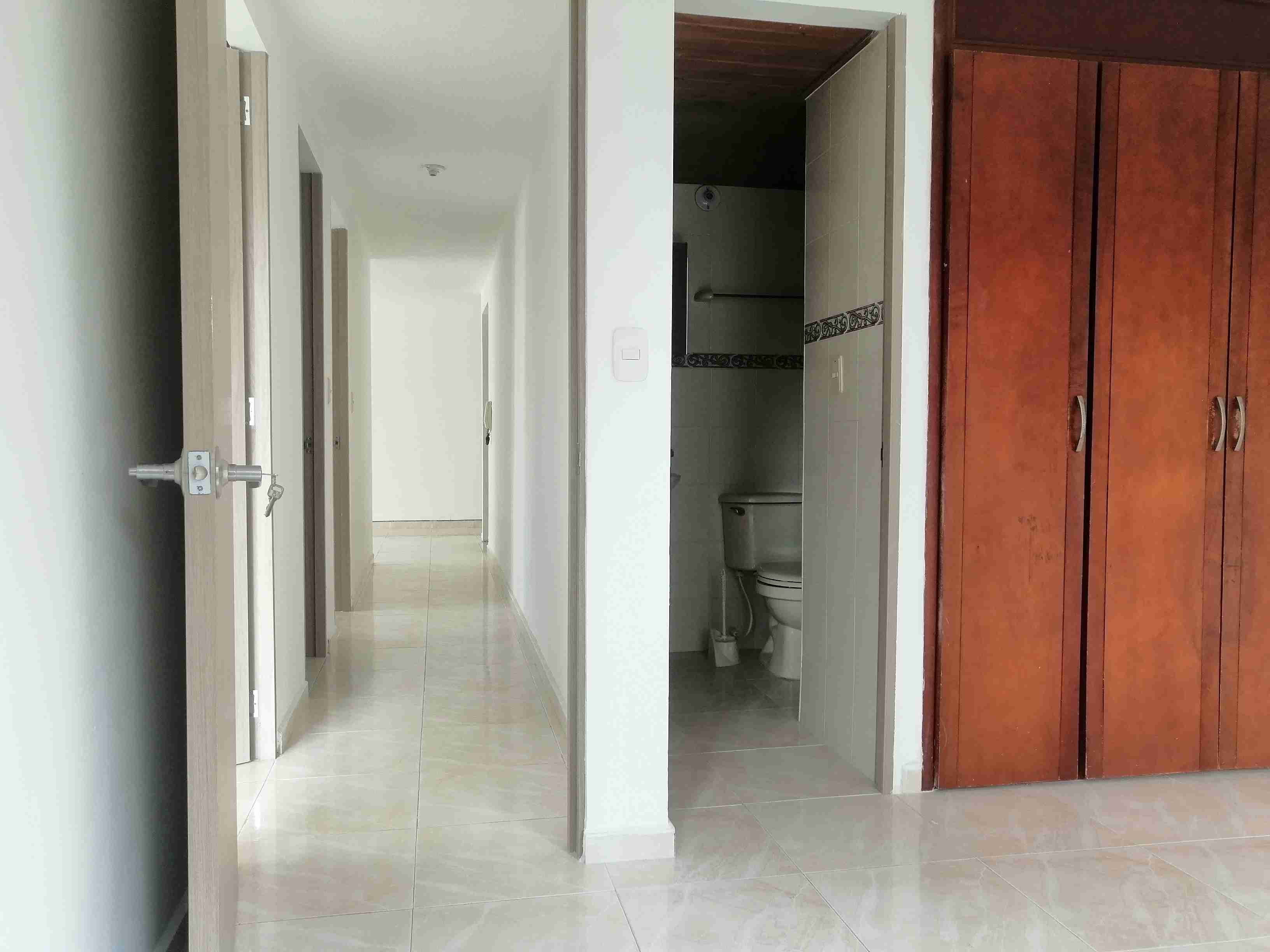 Apartamento en venta en Pinares, Pereira · foto 19 de 22